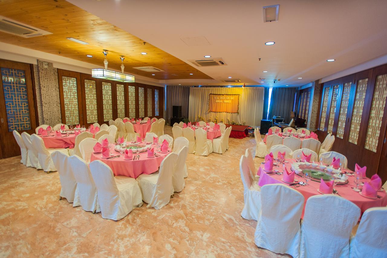 Hôtel Kemena à Bintulu Extérieur photo
