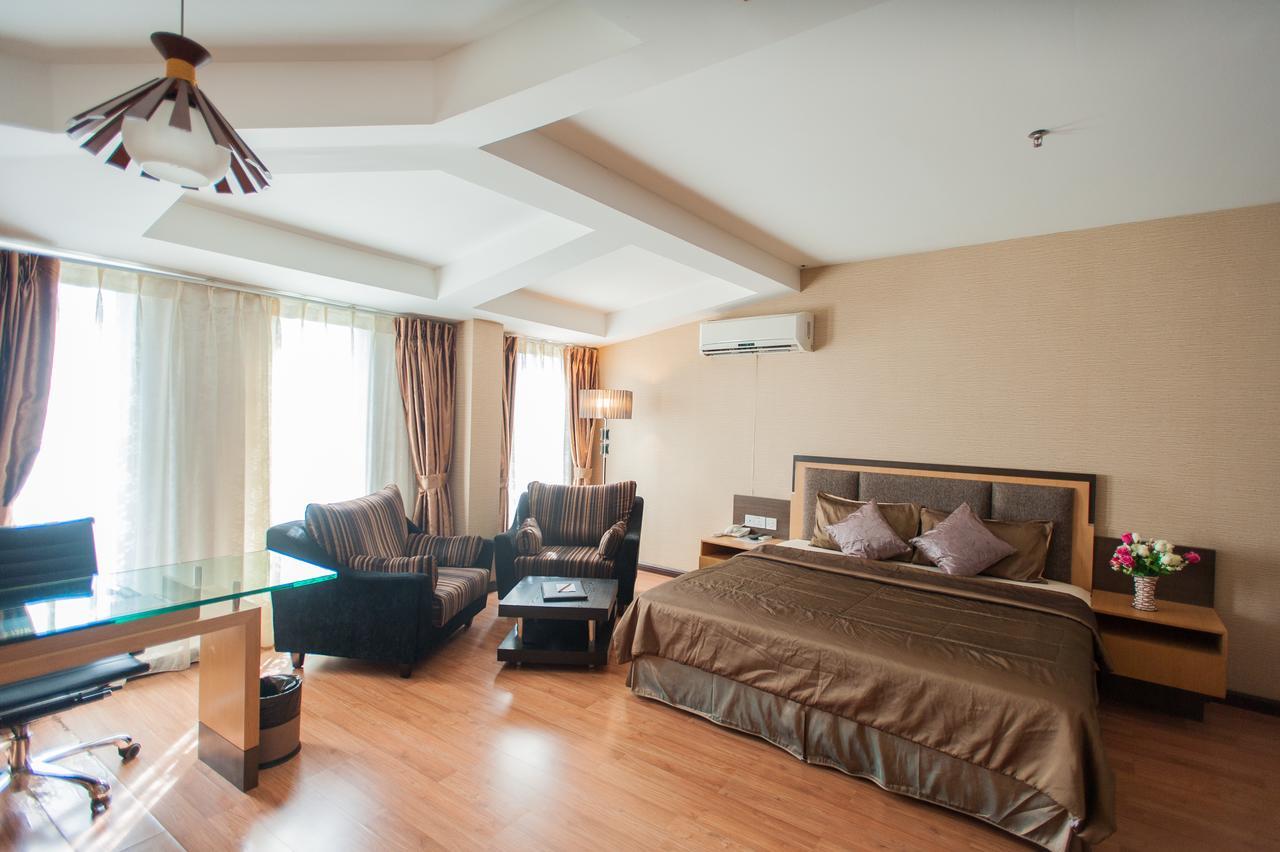 Hôtel Kemena à Bintulu Extérieur photo