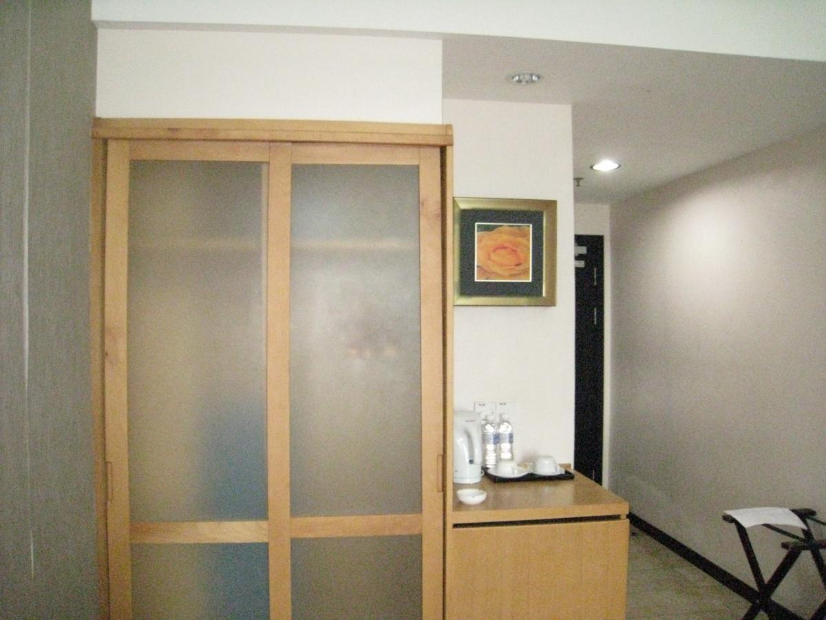 Hôtel Kemena à Bintulu Extérieur photo